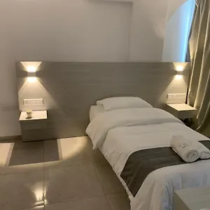 La Veranda قبرص