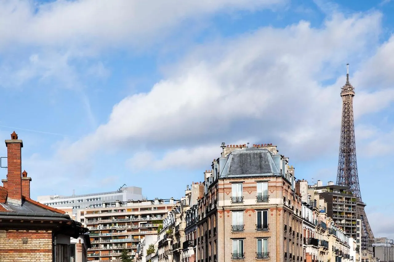 Hotel Eiffel Saint Charles Parijs