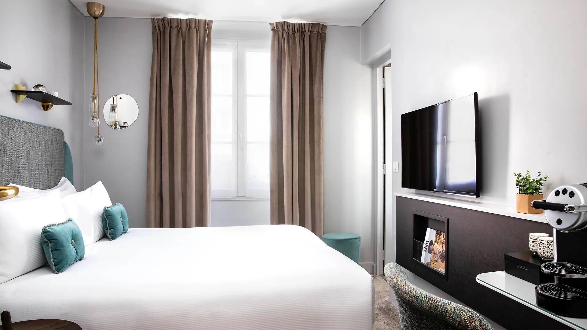 Hotel Eiffel Saint Charles París