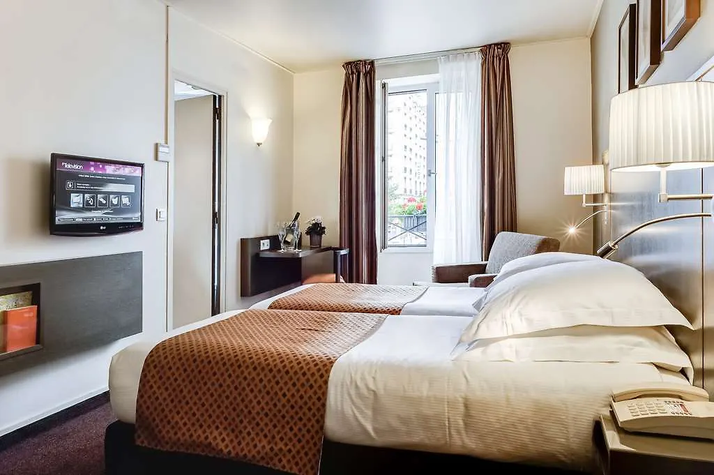 Hotel Eiffel Saint Charles Paryż Francja