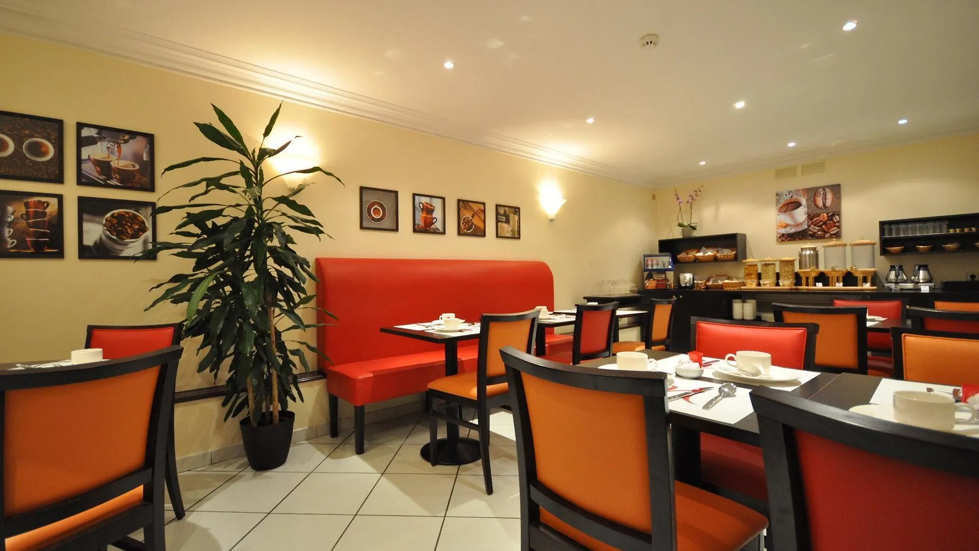 Hotel Eiffel Saint Charles Paris